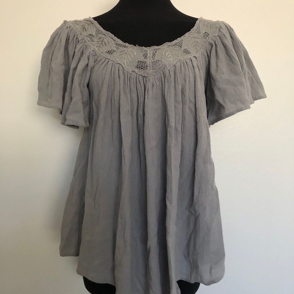 H & M  top